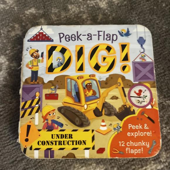 Scholastic Board Books-Dirt & Dig - Picture 11 of 11